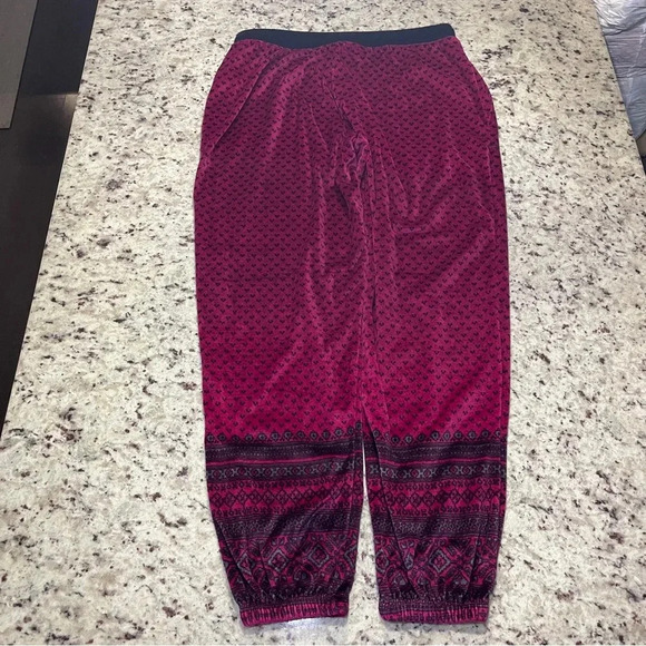 Simply Vera By Vera Wang Casual Velour Like Joggers Size Medium Pink Printed - Picture 2 of 10